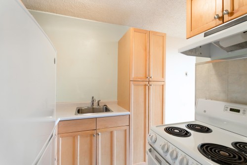 808-1146 Harwood Street, Vancouver, BC 