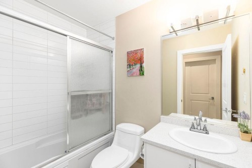 201-4577 Slocan Street, Vancouver, BC 