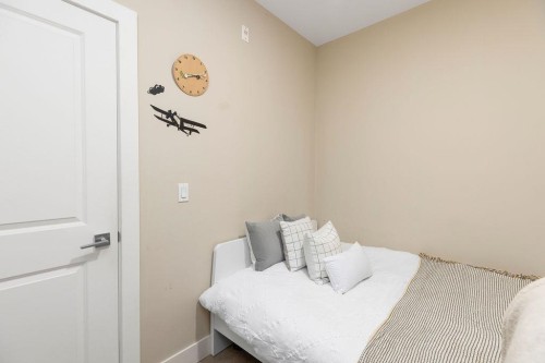 201-4577 Slocan Street, Vancouver, BC 