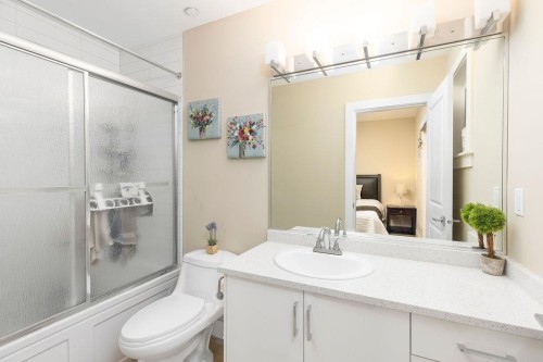 201-4577 Slocan Street, Vancouver, BC 