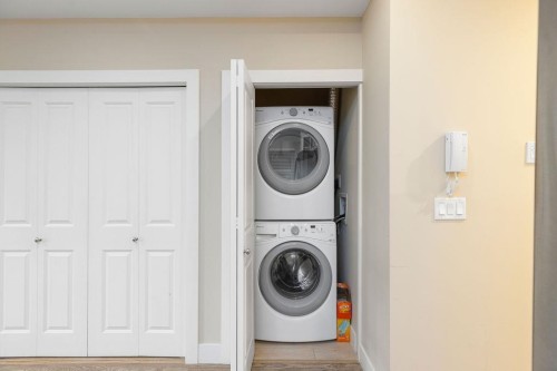 201-4577 Slocan Street, Vancouver, BC 