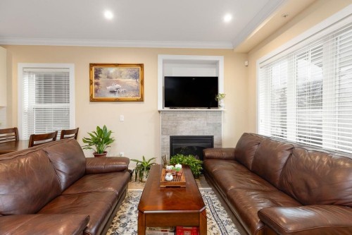 201-4577 Slocan Street, Vancouver, BC 