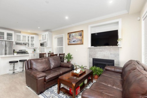 201-4577 Slocan Street, Vancouver, BC 