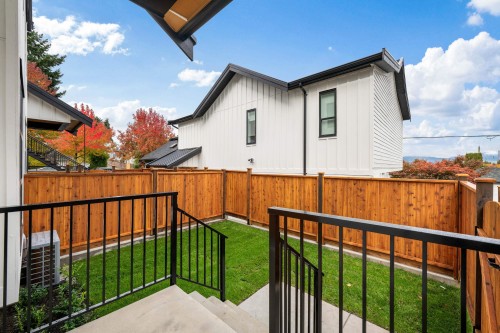 3-3065 Charles Street, Vancouver, BC 