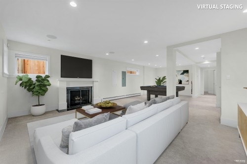 1251 Clyde Avenue, West Vancouver, BC 