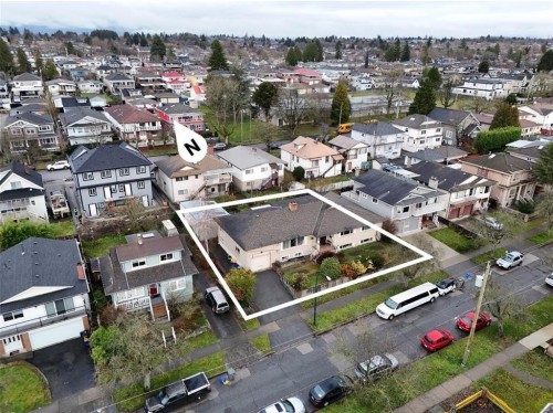 753 55Th Avenue E, Vancouver, BC 