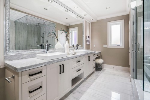 9631 Bakerview Drive, Richmond, BC 