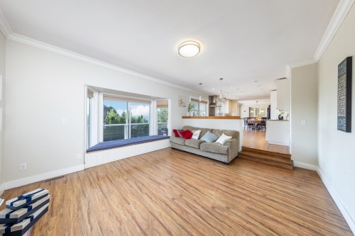 2562 Fuchsia Place, Coquitlam, BC 