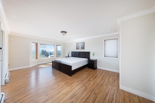 2562 Fuchsia Place, Coquitlam, BC 