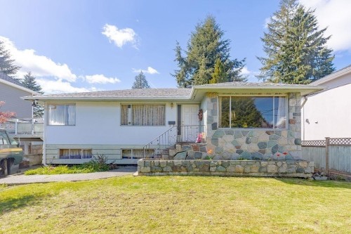 892 Macintosh Street, Coquitlam, BC 