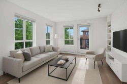 553 Foster Avenue  Coquitlam, BC V3J 0B5