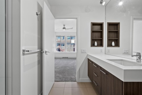 301-553 Foster Avenue, Coquitlam, BC 