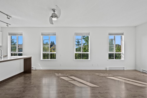 301-553 Foster Avenue, Coquitlam, BC 