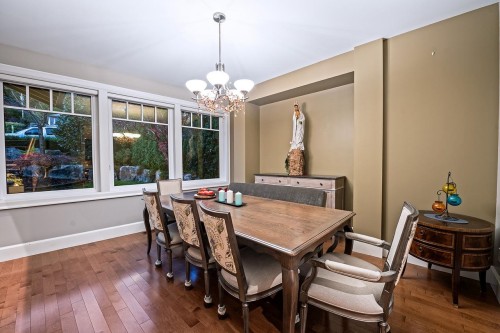 1116 Lawson Avenue, West Vancouver, BC 