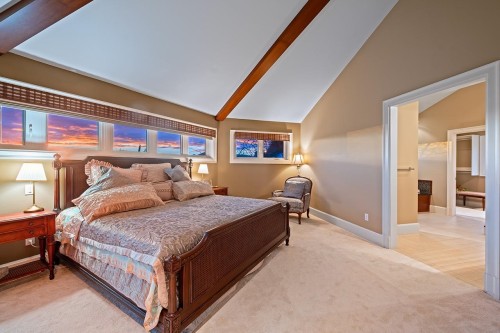 1116 Lawson Avenue, West Vancouver, BC 