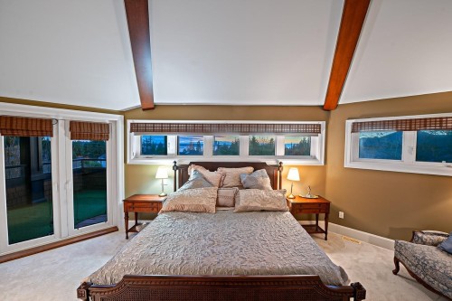 1116 Lawson Avenue, West Vancouver, BC 