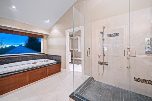 1116 Lawson Avenue, West Vancouver, BC 