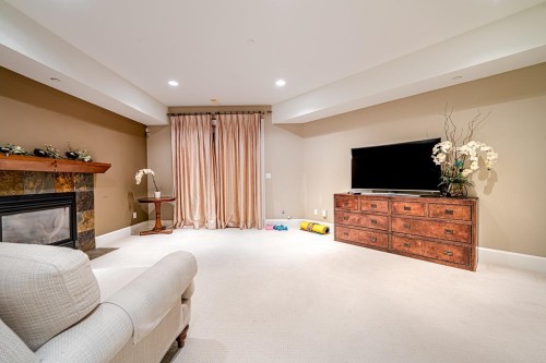 1116 Lawson Avenue, West Vancouver, BC 