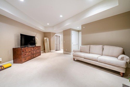 1116 Lawson Avenue, West Vancouver, BC 