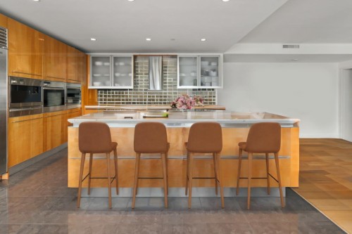 2101-1169 Cordova Street W, Vancouver, BC 