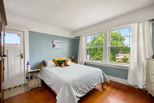 922 Fifth Street, New Westminster, BC 