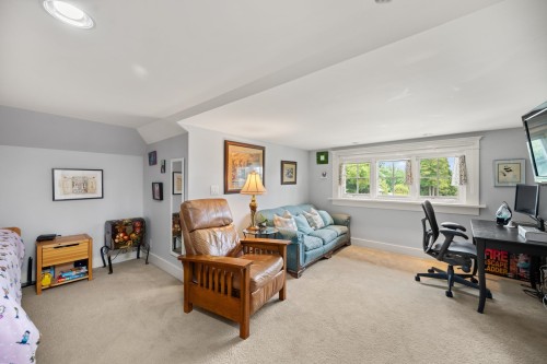 922 Fifth Street, New Westminster, BC 