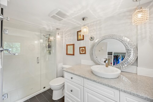 922 Fifth Street, New Westminster, BC 