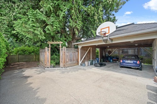 922 Fifth Street, New Westminster, BC 