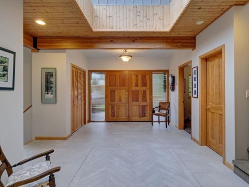 9195 Truman Road, Halfmoon Bay, BC 