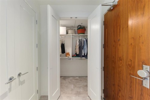 404 1633 Ontario Street, Vancouver, BC 