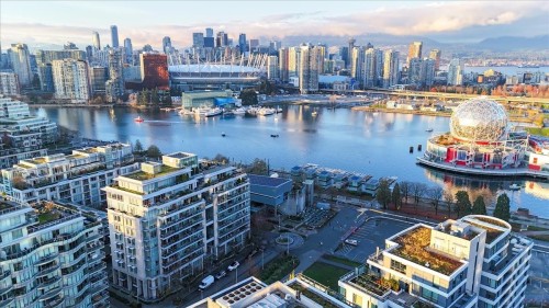 404 1633 Ontario Street, Vancouver, BC 