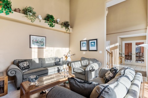 939 Riverside Drive, Port Coquitlam, BC 