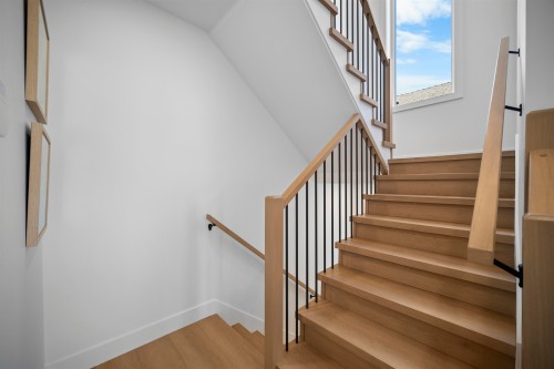 2-3563 25Th Avenue E, Vancouver, BC 