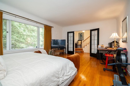 6138 Granville Street, Vancouver, BC 