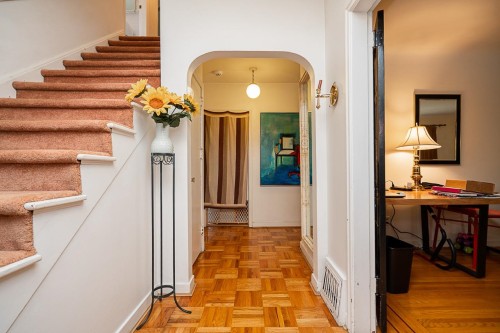 6138 Granville Street, Vancouver, BC 