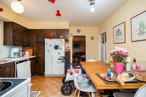 6138 Granville Street, Vancouver, BC 