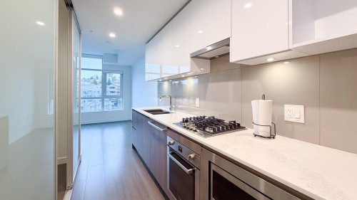 802-618 Carnarvon Street, New Westminster, BC 