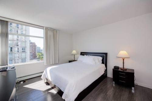 1601-1199 Marinaside Crescent, Vancouver, BC 