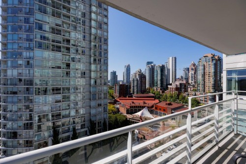 1601-1199 Marinaside Crescent, Vancouver, BC 
