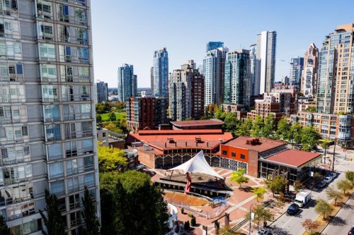 1601-1199 Marinaside Crescent, Vancouver, BC 