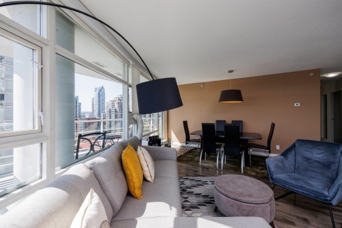 1601-1199 Marinaside Crescent, Vancouver, BC 