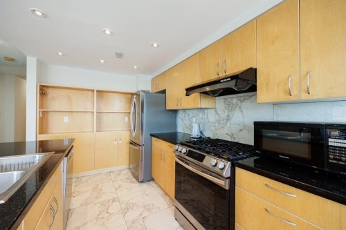 1601-1199 Marinaside Crescent, Vancouver, BC 