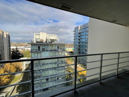 1202-8288 Lansdowne Road, Richmond, BC 