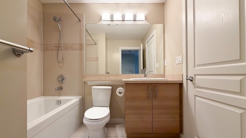 218-1153 Kensal Place, Coquitlam, BC 