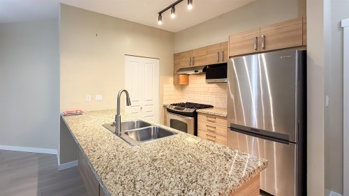 218-1153 Kensal Place, Coquitlam, BC 
