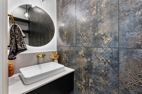 990 Seaforth Way, Port Moody, BC 