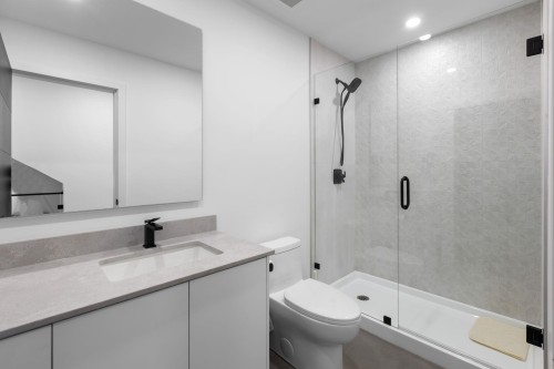 990 Seaforth Way, Port Moody, BC 