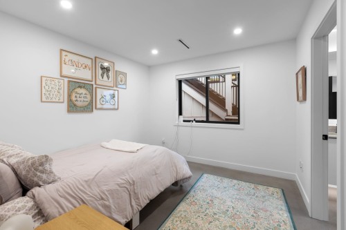 990 Seaforth Way, Port Moody, BC 