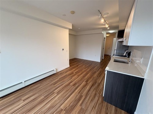 518-3583 Kingsway, Vancouver, BC 