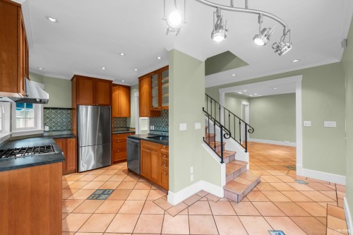 7708 Heather Street, Vancouver, BC 